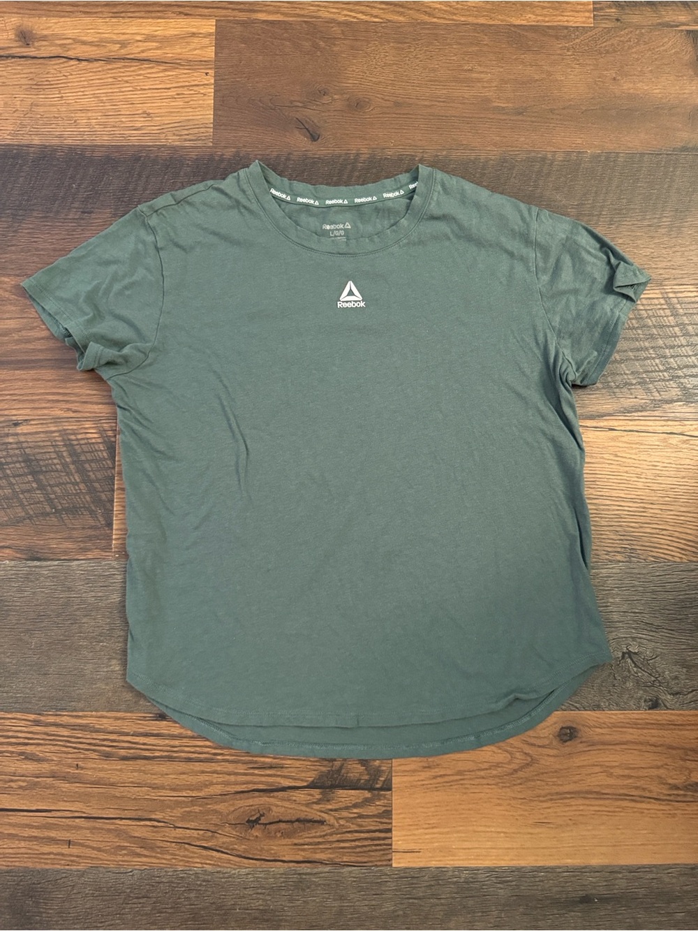 Reebok Green Crew Neck Short Sleeve Shirt